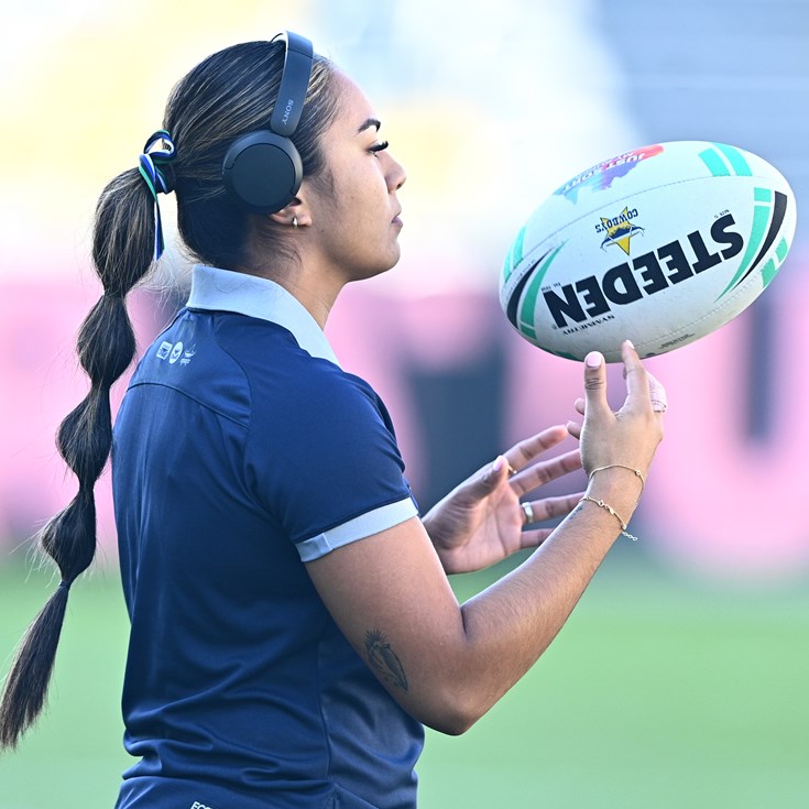 NRLW Saturday: Cowboys host Knights; Roosters make it eight-straight; Record win for Sharks